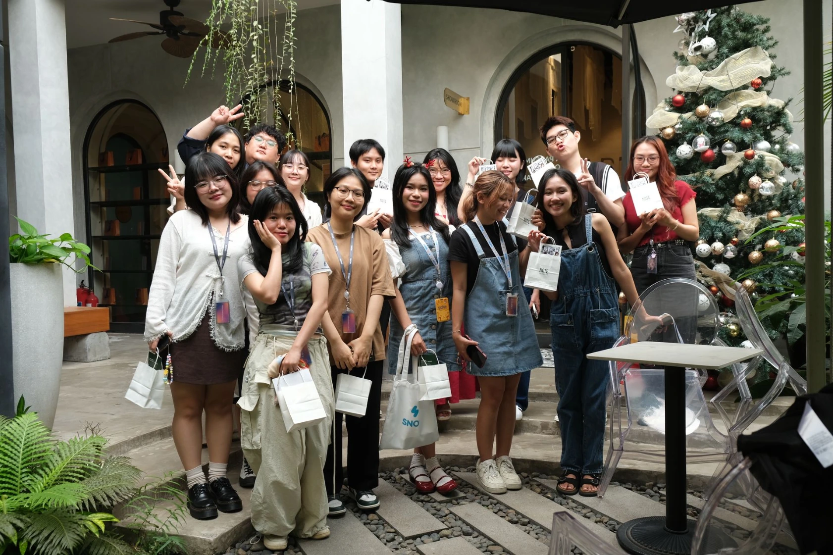 Workshop Nước Hoa B2B; Quà tặng doanh nghiệp; Workshop nước hoa doanh nghiệp; Giải pháp mùi hương doanh nghiệp; PIAGET Hanoi; NOTE - The Scent Lab Hanoi