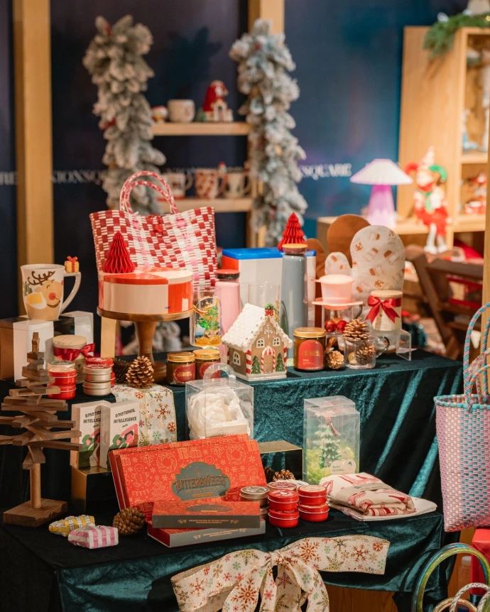 union square, mua sắm giáng sinh 2025, sài gòn